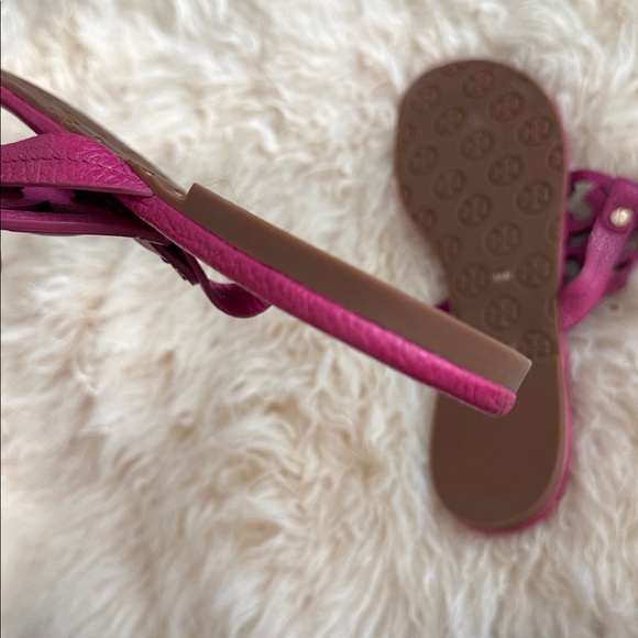 Tory Burch Logo Sandals - Picture 4 of 6